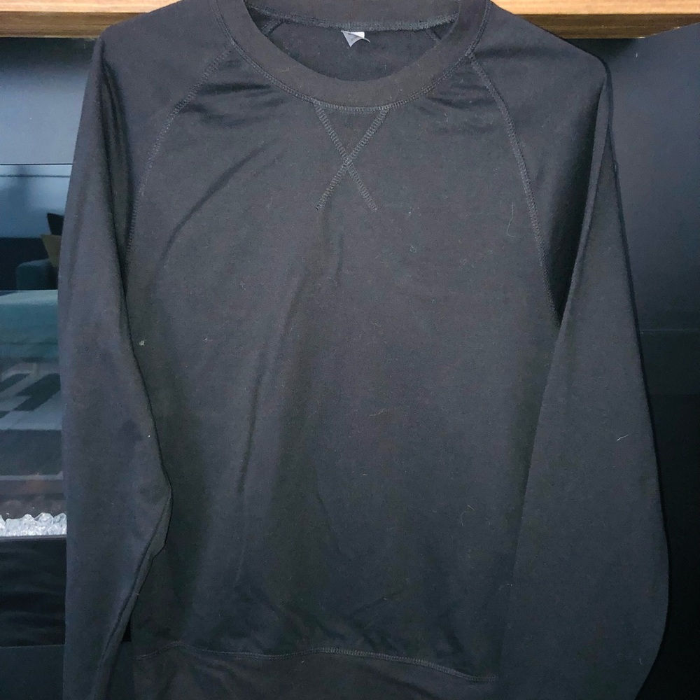 Black Crewneck Sweatshirt